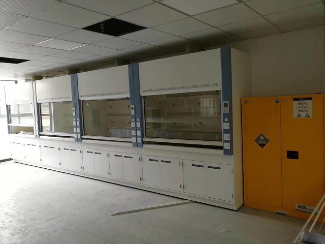 如何减轻新买实验家具的危害物质
